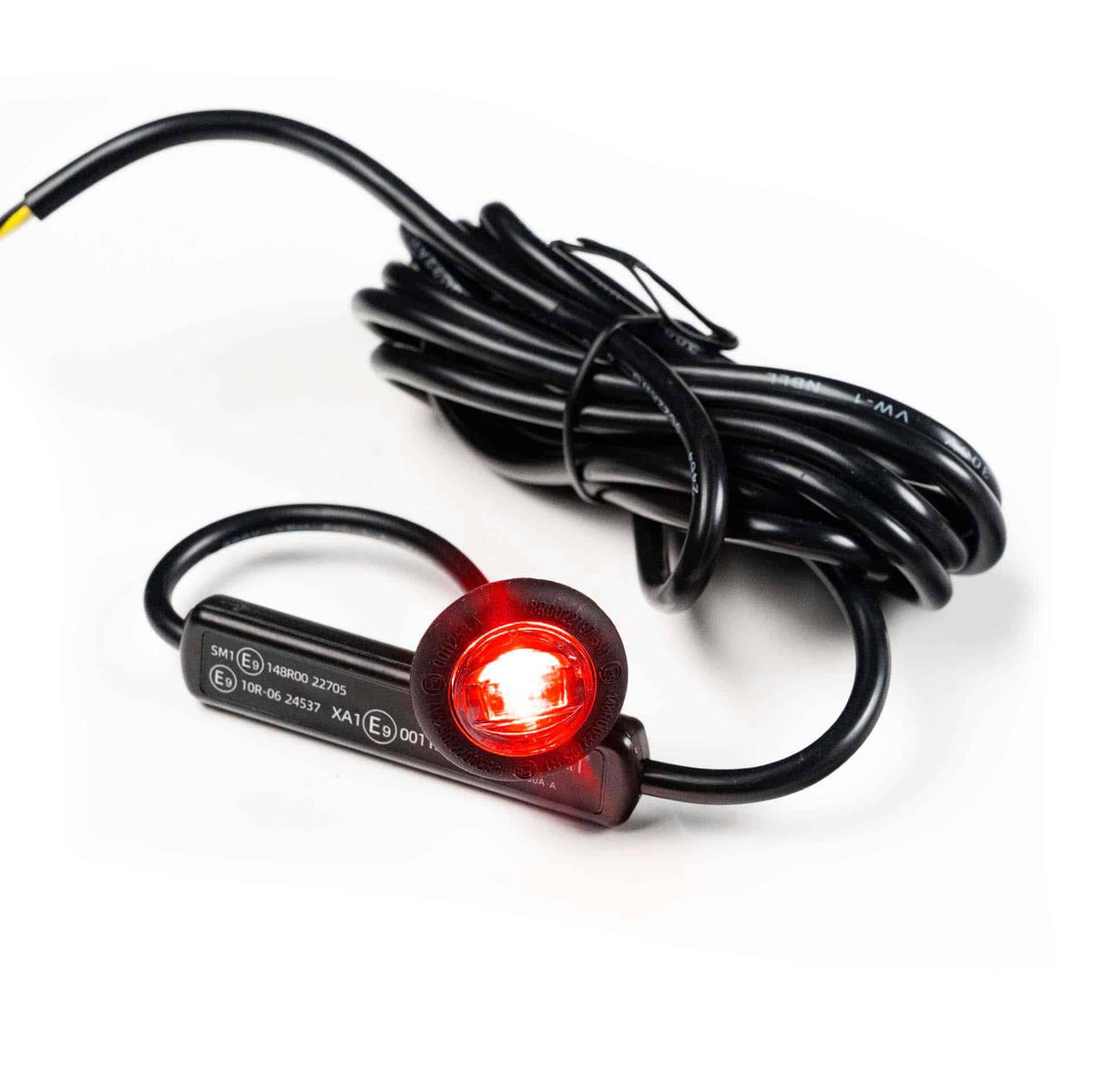 TRALERT MV-4500 red rear marker light with integrated R65 amber warning light